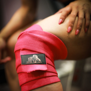 Knee Wraps & Sleeves